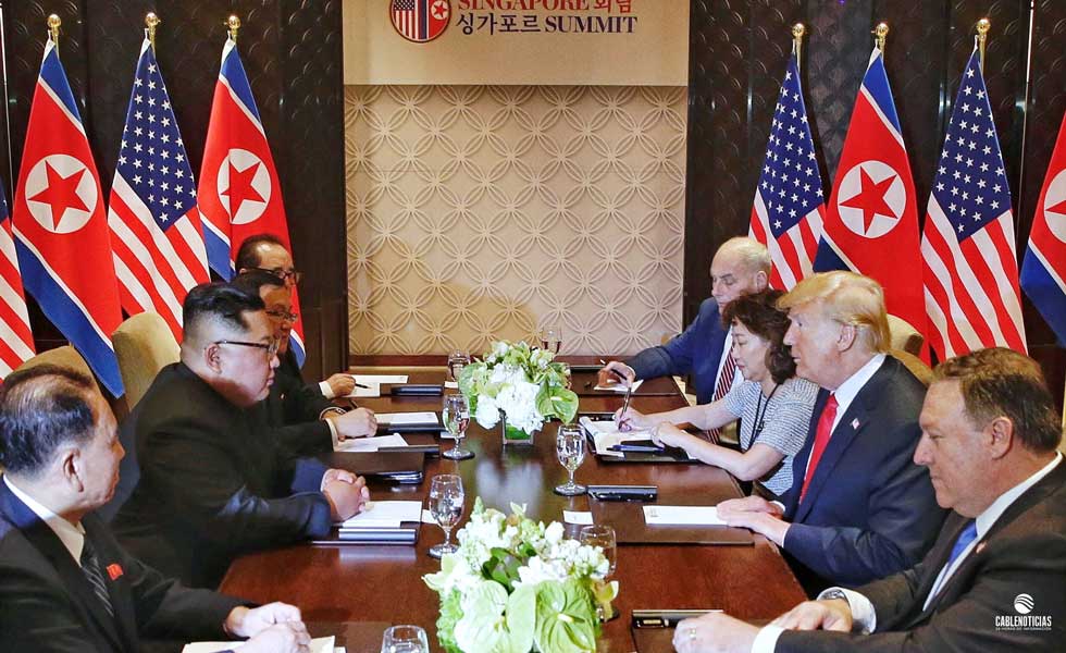 11221957Cumbre-Norcorea-EEUU-Kim-Trump-Efe