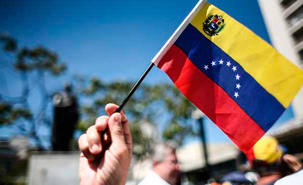1513145Venezuela-Bandera