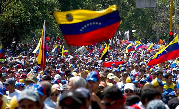 15172817Venezuela-Bandera-Marcha