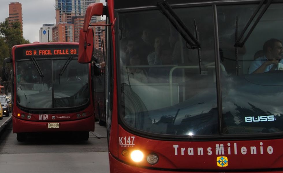 1874032Transmilenio-Bogota-Buses