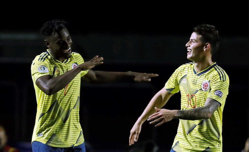 2071826Duvan-Zapata-James-Seleccion-Colombia