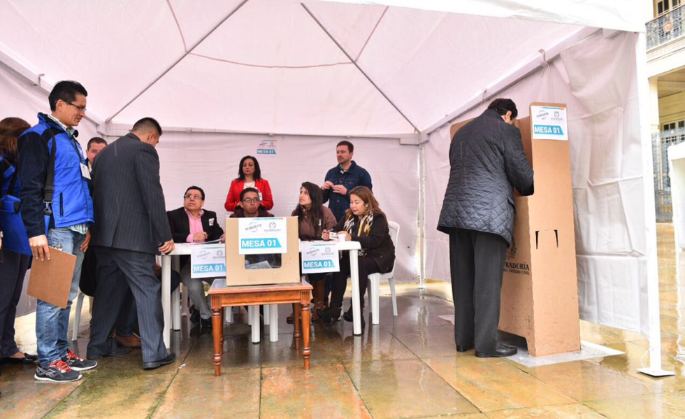 211283Elecciones-Plebiscito-Por-La-Paz