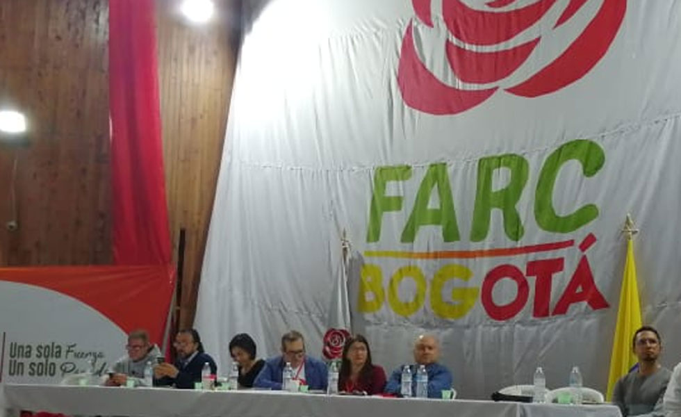 2124835Encuentro-Partido-Farc-Bogota-Tw