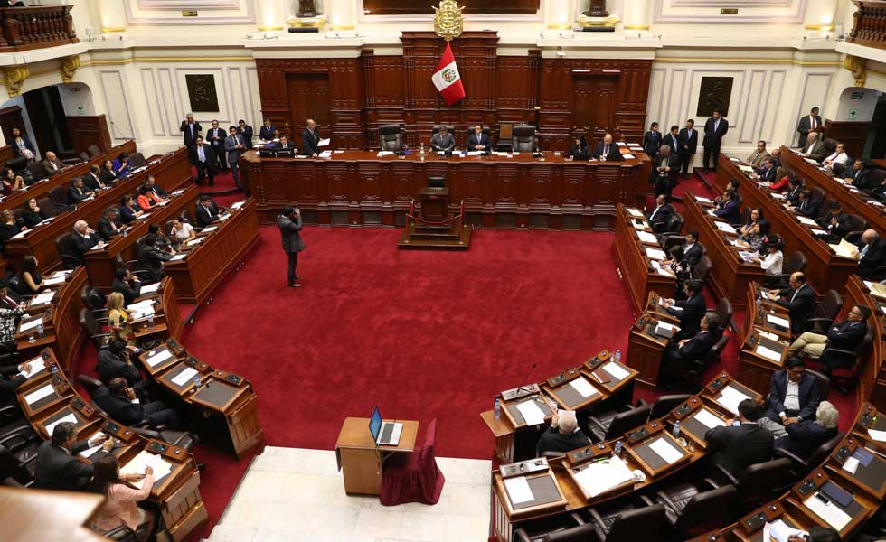 22195959Cogreso-Peru-Parlamento-Efe