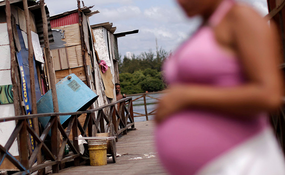 23134927Aumentan-Abortos-Zika-Latinoamerica