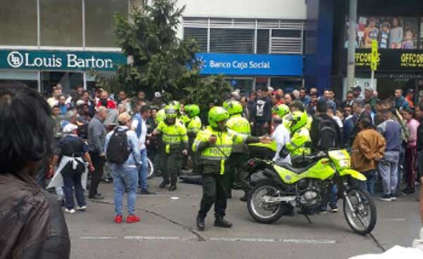 2313940Fleteo-Bogota-Policia