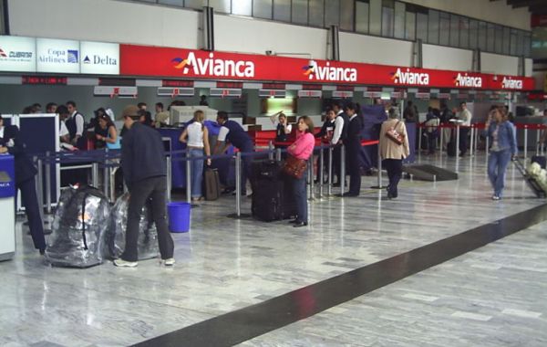 26173015Aeropuerto-Bogota-ElDorado-Avianca-Viajeros