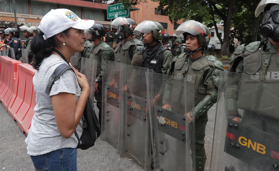 4122916Gnb-Militares-Venezuela-Marcha-Efe