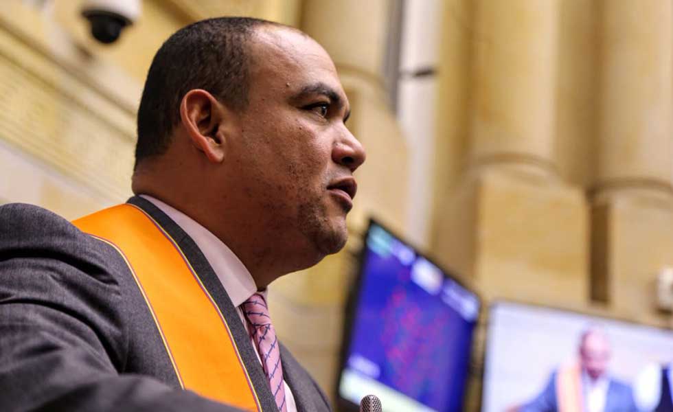 420385Antonio-Jose-Correa-Senador