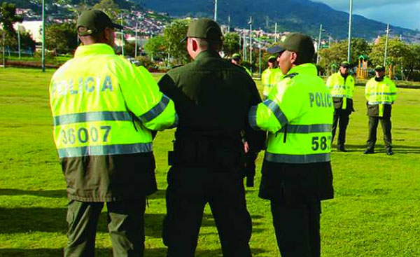 79329Captura-Policias