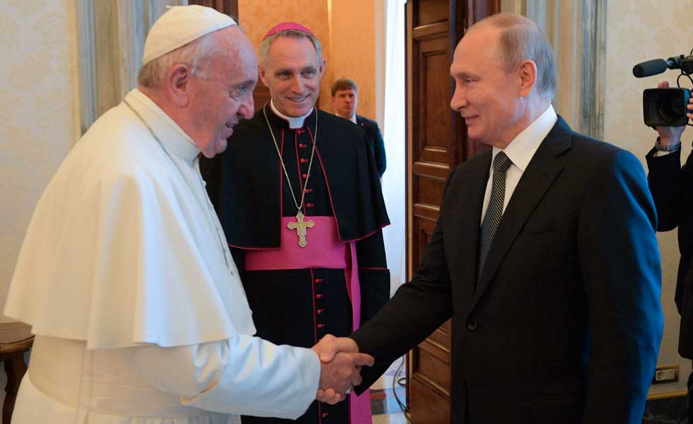 4111711Papa-Francisco-Vladimir-Putin-Vaticano-EFE