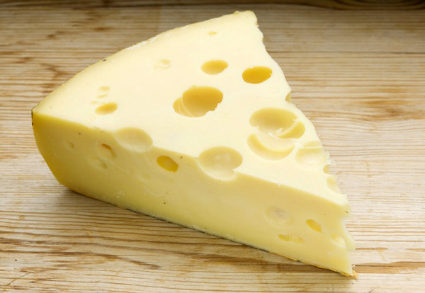 1321937queso_leche
