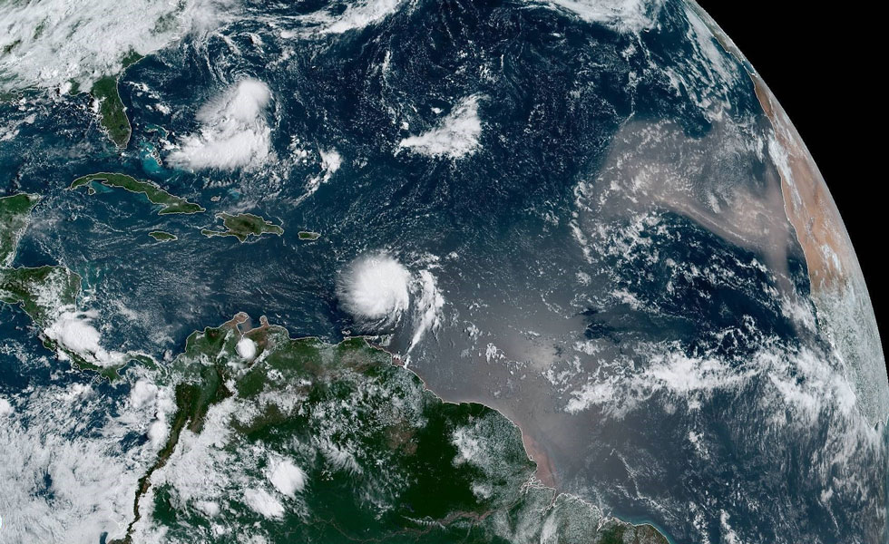 27173825Tormenta-Dorian-Pacifico-Efe