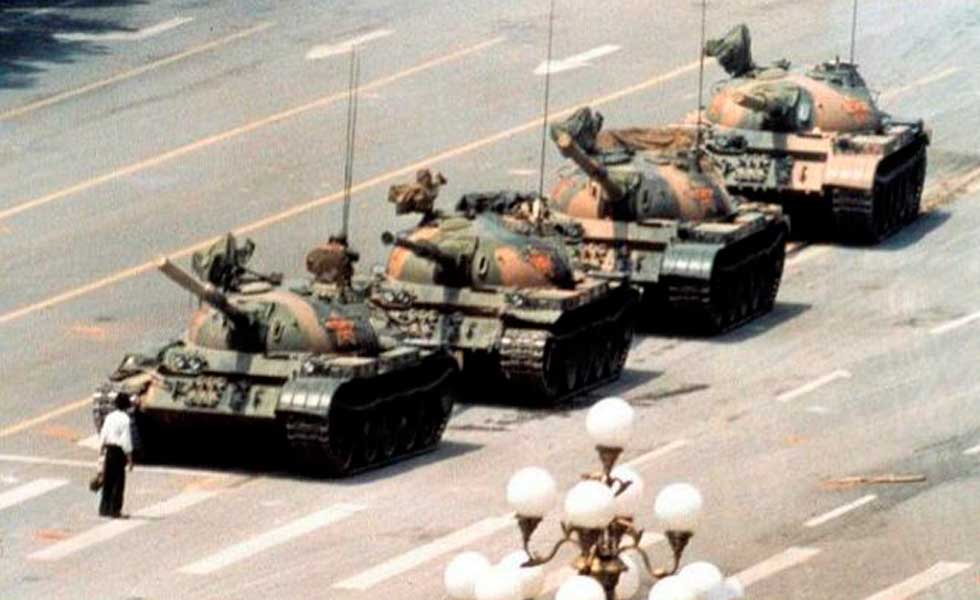 Charlie-Cole-Tiananmen-Fotografo-Guerra-Of
