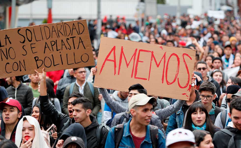 Manifestaciones-Disturbios-Estudiantes-Marchas-Bogota-EFE-5