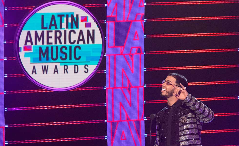 Anuel-Cantante-Reggaeton-Latin-Music-Awards-Premios-EFE