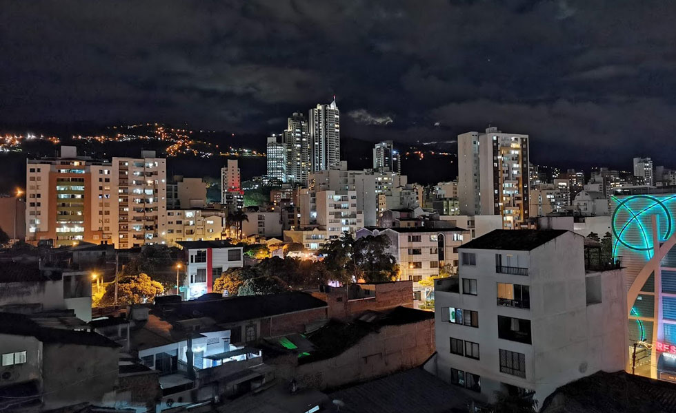 Bogota-Noche-Honor