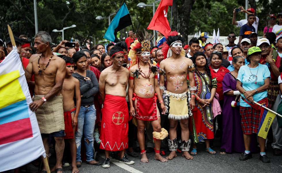 Indigenas-Ecuador-Venezuela-Marcha