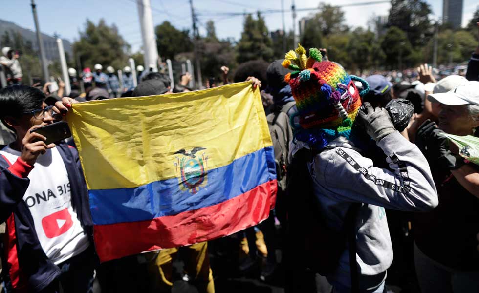 Protestantes-Ciudadanos-Ecuador