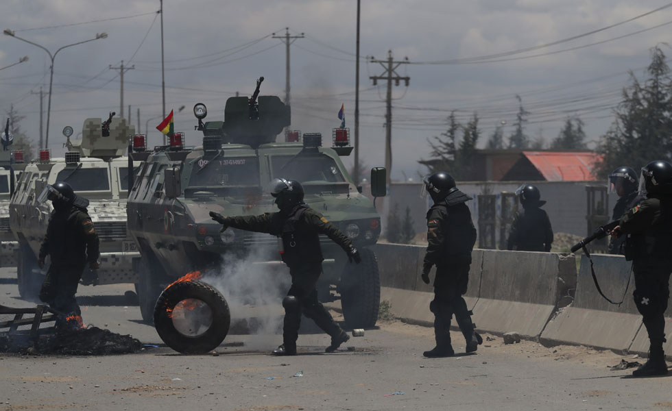 Policia-Bolivia-Protestas-Disturbios-EFE