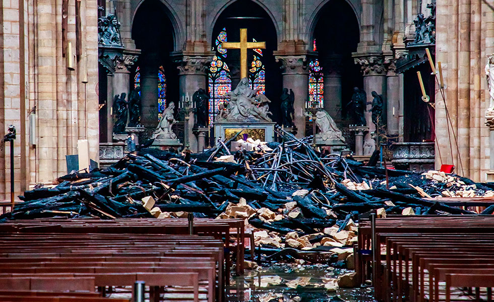 Catedral-Notre-Dame-Paris-Destruida-Efe