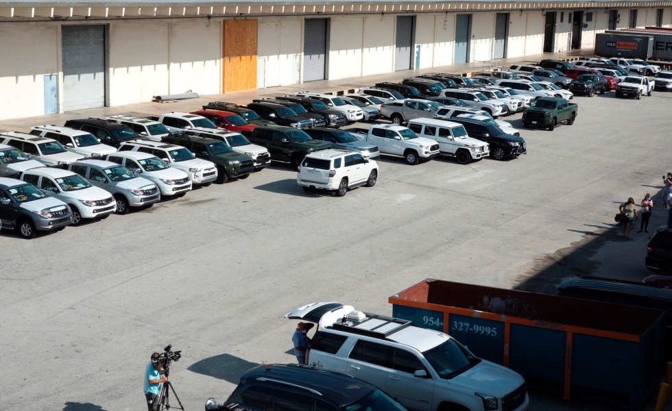 Fort Lauderdale (United States), 08/07/2020.- 81 vehicles, seized by the US Customs and Border Protection are shown in Port Everglades in Fort Lauderdale, Florida, USA, 08 July 2020. On 16 June, the Homeland Security Investigations, Miami's Illicit Proceeds & Foreign Corruption Group, US Customs and Border Protection Miami Field Office and their Outbound/Exodus Team in Fort Lauderdale seized 81 vehicles that are valued at approximately 3.2 million dollars. Some of the vehicles are equipped with police equipment such as lights and sirens were going to Venezuelan National Police. HSI determined that the vehicles were being unlawfully exported in violation of US laws and were seized. (Estados Unidos) EFE/EPA/CRISTOBAL HERRERA-ULASHKEVICH