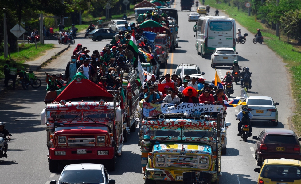 minga-indigena-2020-chivas-carretera-cali-efe