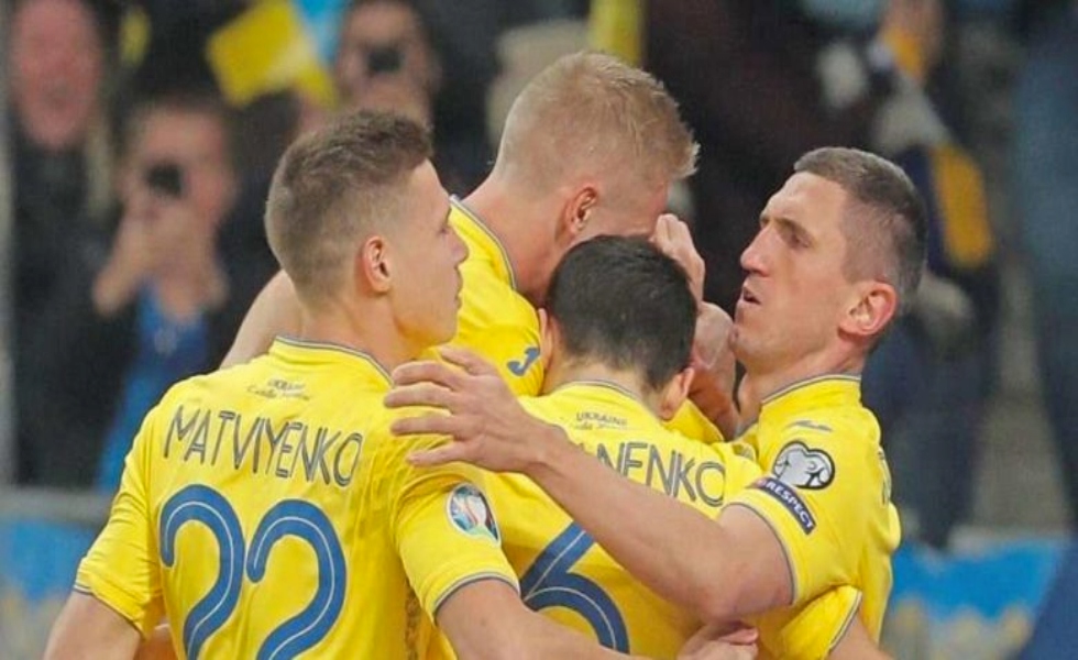 ucrania-seleccion-futbolistas-eurocopa-marca
