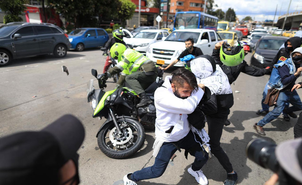 Disturbios-Bogotá-Policía-TW