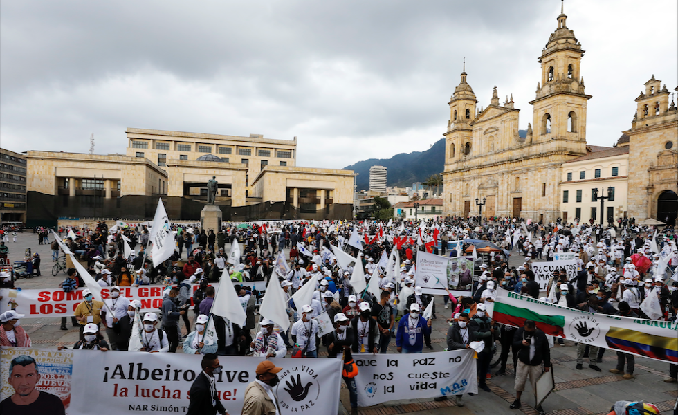 Plaza-Bolivar-FARC-Protestas-EFE