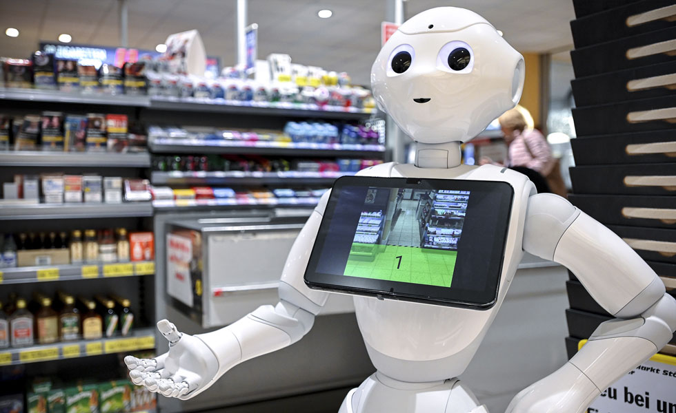 Robot hace cumplir el uso de mascarillas y la distancia social en tienda de Japón – CABLENOTICIAS