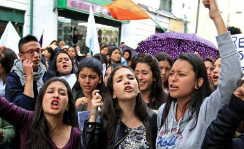 mujeres-protesta-manifestaciones-voz-efe