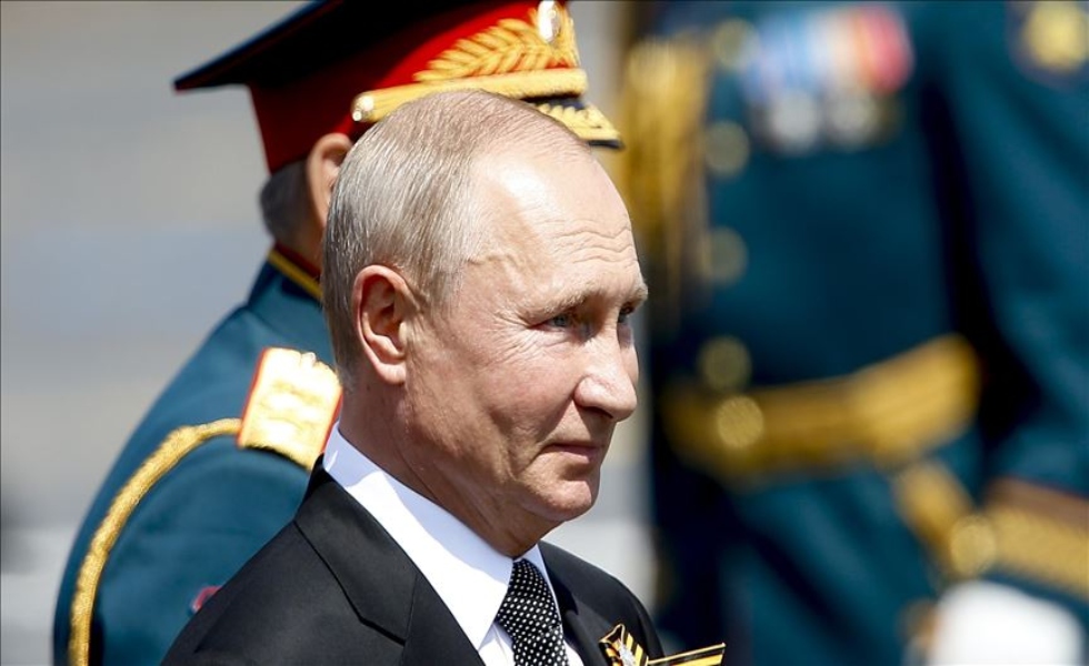 presidente-ruso-vladimir-putin-marcha-militar-aa