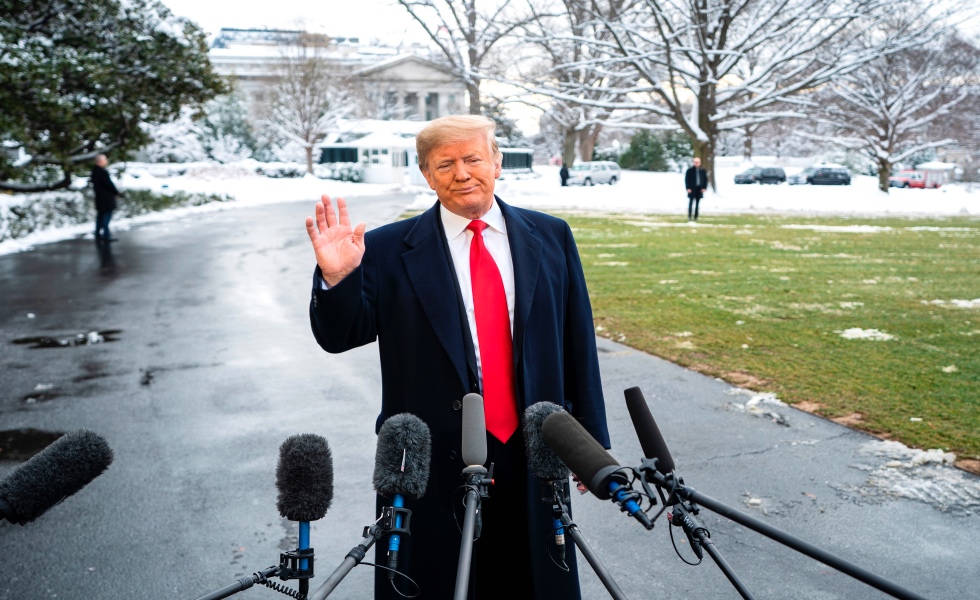 Washington (United States), 14/01/2019.- (FILE) US President Donald J. Trump speaks about the Russia investigation and the partial government shutdown as he departs the White House to speak to a Farm Convention in New Orleans, in Washington, DC, USA, 14 January 2019. Trump stated that he never worked for Russia and that he did a great service to the country by firing former FBI Director James Comey. The presidency of Donald Trump, which records two presidential impeachments, will end at noon on 20 January 2021. (Rusia, Estados Unidos, Nueva Orle·ns) EFE/EPA/JIM LO SCALZO *** Local Caption *** 54896866