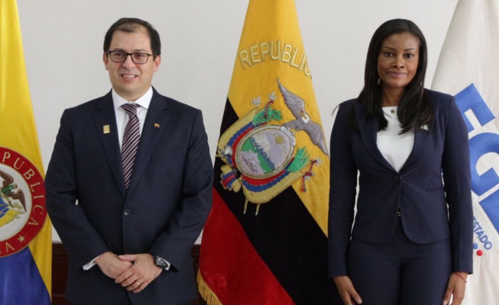 Fiscales-Ecuador-Colombia-TW