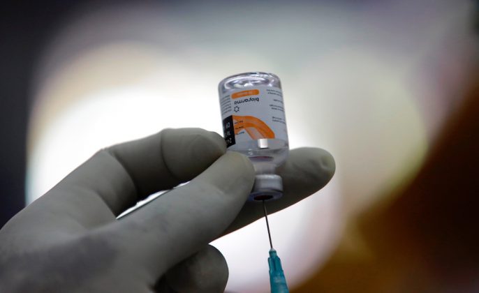 Chile defiende la vacuna de Sinovac tras polémica por su ...