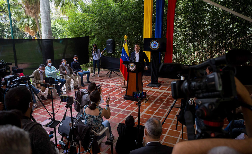 JUAN-GUAIDO-MEDIOS