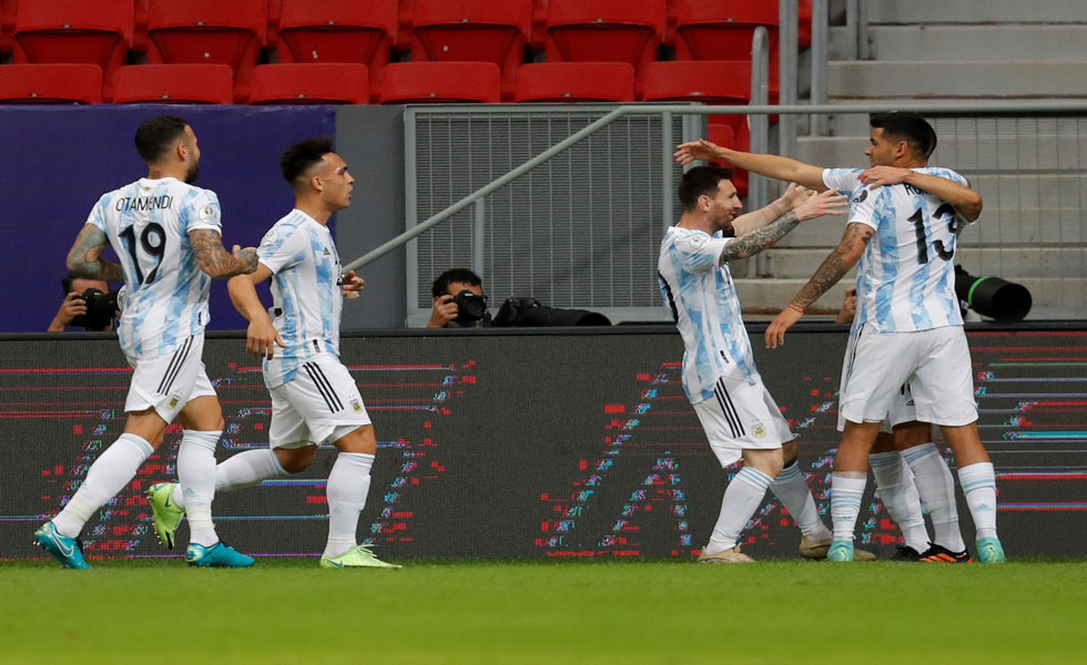 Argentina vence a Uruguay y lidera el Grupo A - CABLENOTICIAS