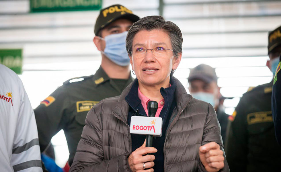 Claudia-Lopez-Alcaldesa-Bogota-bicitaxis