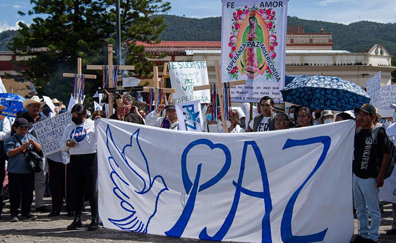 Indígenas-condenan-persecución-a-sacerdote-y-activista-en-el-sur-de-México