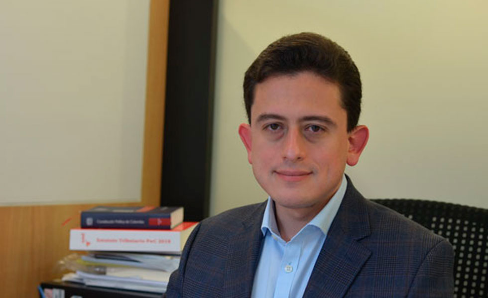 Luis Reyes nuevo director de la DIAN