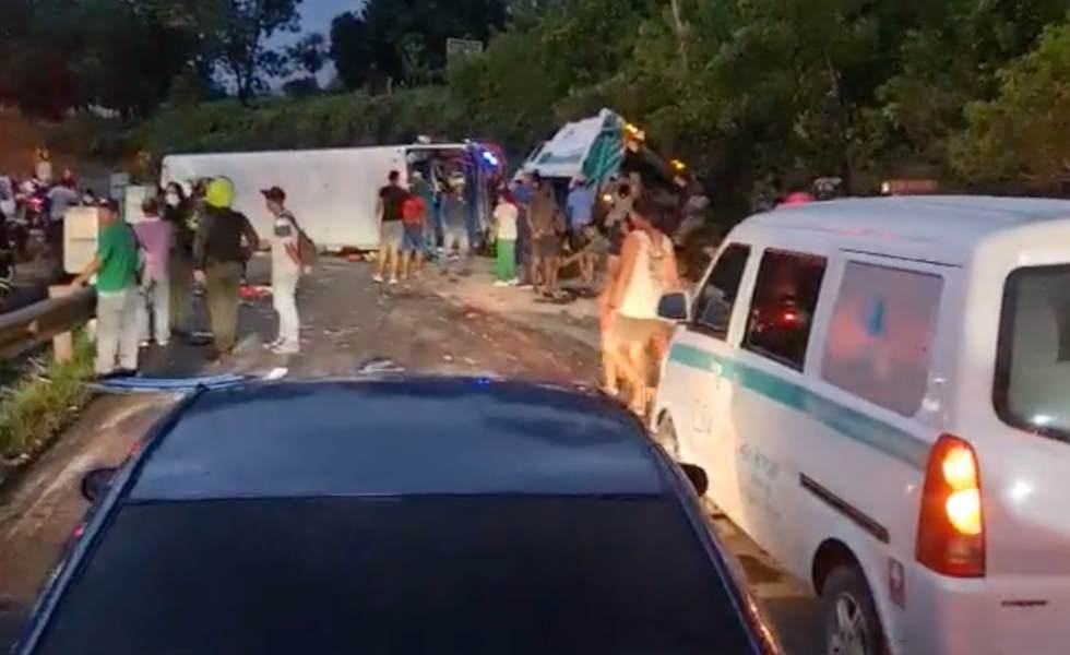 Accidente en la vía Turbaco - Cartagena - Foto: Captura de video