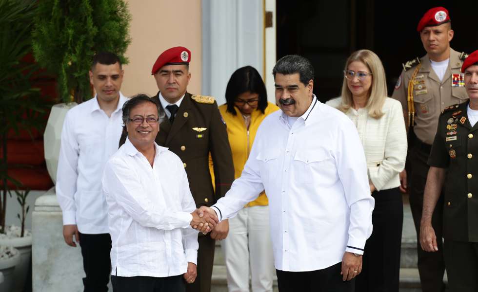 Maduro recibió a Petro en Venezuela