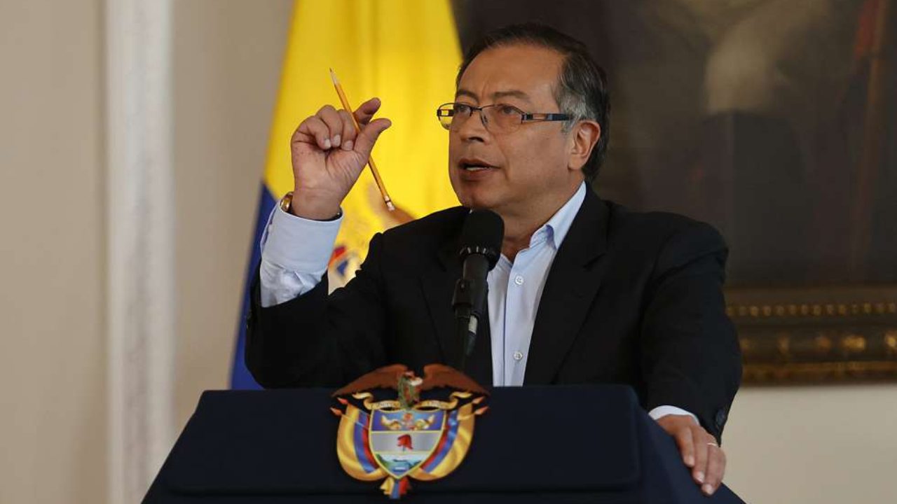 gustavo-presidente-petro-colombia-reforma-