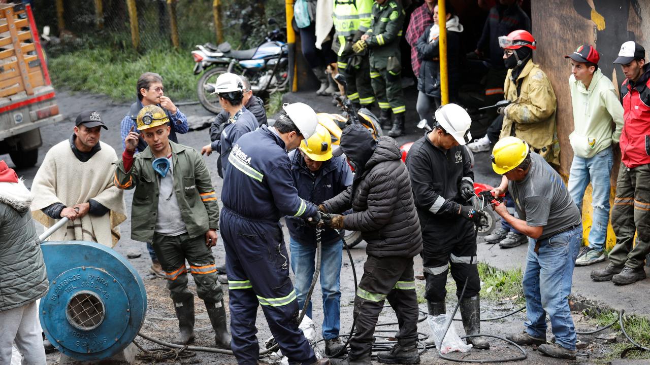 rescate cuerpos mineros cundinamarca