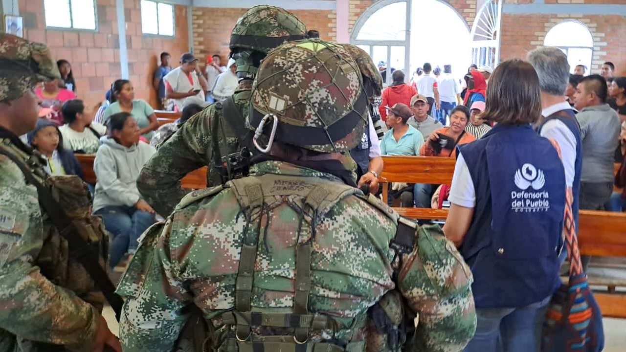 militares retenidos indigenas cauca