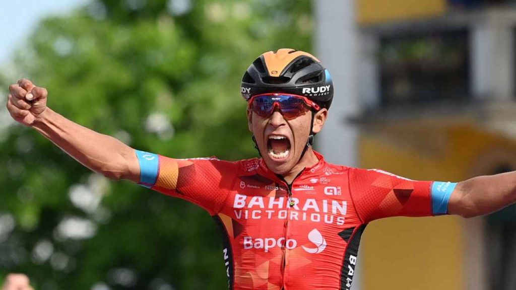 El colombiano Santiago Buitrago gana la etapa 19 del Giro de Italia
