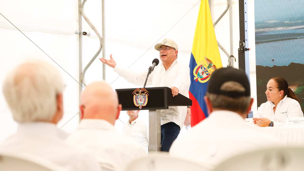 presidente-gustavo-petro-colombia-cablenoticias