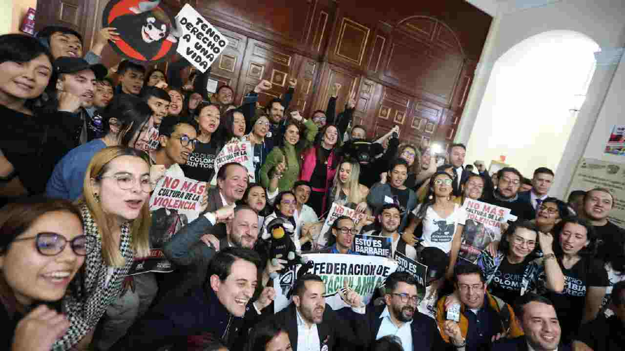 prohiben corridas de toros